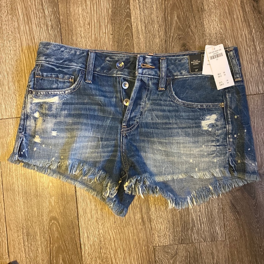 NWT Abercrombie boyfriend shorts